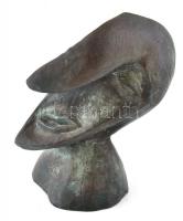 Gaál József (1960):Holdas fej 2004. Bronz, Jelzett. Számozott: I/VII. Reprodukálva: Gömör Béla: Kisp...