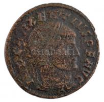Római Birodalom / Aquileia(?) / Maxentius 306-312. AE Follis bronz (4,84g) T:2- 
Roman Empire / Aqu...