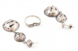 Ezüst(Ag) fülbevalópár és gyűrű, jelzett, h: 5 cm, méret: 55, bruttó: 6,7 g