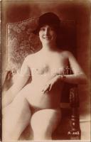 Erotikus meztelen hölgy / Erotic nude lady. A. 223. (non PC)