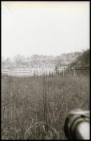 II. világháborús katonai negatívok tekercsben, mintegy 30 kocka, géppuska, lőszer, stb