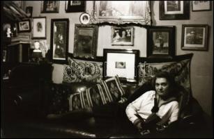 Régi polgári lakásbelsők, bútorok, 6 db fotónegatív, 6×9 cm