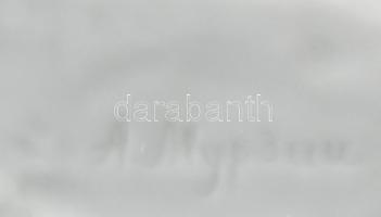 Herend Feliksz Edmundovics Dzerzsinszkij mellszobra (a szovjet politikai rendőrség vezetője). Fehár ...