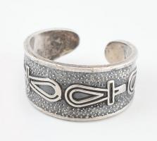 Ezüst (Ag) nyitott gyűrű, 5,88 g jelzett m: 59