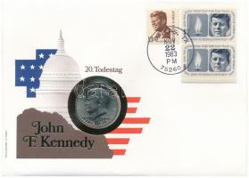 Amerikai Egyesült Államok 1976. 1/2$ Cu-Ni "Kennedy" bélyeges borítékban, bélyeggel és bélyegzéssel T:1-  USA 1976. 1/2 Dollar Cu-Ni "Kennedy" in coin envelope with stamps and cancellations C:AU Krause KM#205