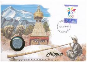 Japán 1982. 1Y Al Showa felbélyegzett borítékban, bélyegzéssel, német nyelvű tájékoztatóval T:2 patina, karc Japán 1982. 1 Yen Al Showa in envelope with stamp, cancellation and a prospectus in german C:XF patina, scratch