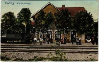 1909 Hódság, Odzaci; vasútállomás, gőzmozdony, vonat. Schröder kiadása / Zeljeznicka stanica / Bahnhof / railway station, locomotive, train (fa)