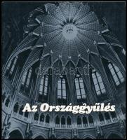 Balla Demeter: Az Országgyűlés. Bp., 1982. A fotós által DEDIKÁLT