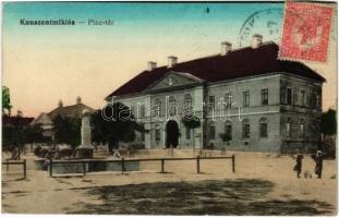 1918 Kunszentmiklós, Piac tér, szökőkút, városház. Bauer Gáspár kiadása , TCV card