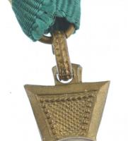 1923. "II. osztályú Legénységi Szolgálati Jel" részben ezüstözött bronz kitüntetés mellsza...