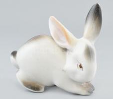 Zsolnay nyuszi figura. Kézzel festett, jelzett, hibátlan, m:6 cm