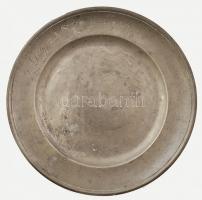 1842 Erdély, Kronstadt, Georg Teutsch mester. Ón tányér. Jelzett, korának megfelelő állapotban. d: 23,6cm