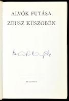 Szabó Magda: Alvók futása. Zeusz küszöbén. A szerző, Szabó Magda (1917-2007) író, költő műfordító ál...