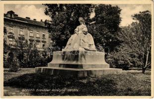 Szeged, Erzsébet királyné (Sisi) szobra (EK)