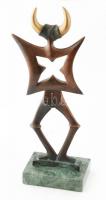 Sztrákos László (1954): Táncoló sámán, öntött, patinázott bronz, márvány talapzaton. m:40 cm, Jelezv...