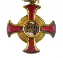 1869-1914. "Arany Érdemkereszt" aranyozott, zománcozott bronz kitüntetés "MAYERS SÖH ...