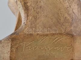 Kőműves László: Art Deco akt. Terrakotta, jelzett, kopásnyomokkal, 1930 körül, m: 29 cm