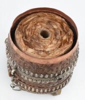 Tibeti imamalom. Réz,, fa, festett, papír. 25 cm