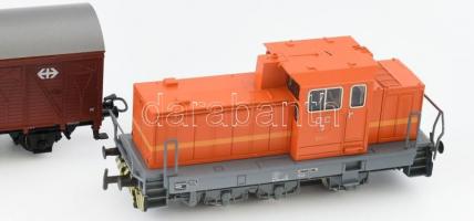 Märklin H0 2847 cikkszámú vasútmodell, mozdony és teherkocsi szett, újszerű állapotban, eredeti dobo...