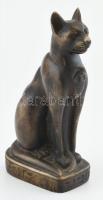 Básztet egyiptomi macskaistennő szobor, csontőrlemény, kis kopásnyomokkal, m: 15 cm