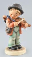 Goebel/Hummel, muzsikus kisfiú, kézzel festett kerámia, jelzett, apró kopásokkal, 13,5 cm