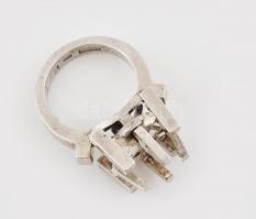 Ezüst (Ag) Gorej, János (1941-): Design gyűrűr. Jelzett, m:59, nettó: 17,5g