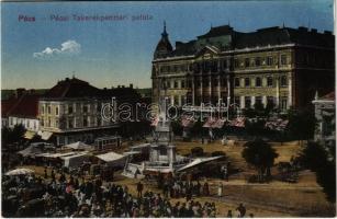 Pécs, Takarékpénztár palotája, piac, villamos