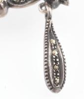 Ezüst (Ag) melltű függő, 2db citrinnel (cca. 12x16x7mm és 6x9x5 mm) és markazitokkal ékítve, jelzett...