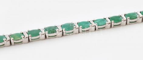 Ezüst (Ag) ródiumozott karlánc, gyökér smaragdokkal ékítve, jelzés nélkül, bruttó: 22,3g, h: 18 cm