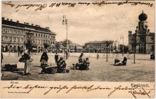 1904 Kecskemét, Fő tér, piac árusokkal, zsinagóga, üzletek. Komor Gyula kiadása