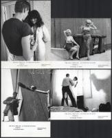 cca 1985 ,,Falfúró" című magyar film jelenetei és szereplői, 8 db vintage produkciós filmfotó, ezüst zselatinos fotópapíron, idegennyelvű felirattal, amelyek külföldi filmforgalmazók részére készültek promóciós célra, a használatból eredő (esetleges) kisebb hibákkal, 13x18 cm