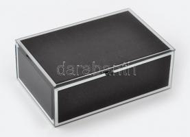 Exkluzív csillogó fekete üveg ékszeres doboz, filc béléssel, 19,5x13x7 cm