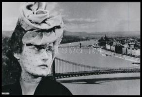 cca 1940 Angelo Funk Pál (1894-1974) budapesti fényképész felvétele Karády Katalin színésznőről, 1 db mai nagyítás, 10x15 cm
