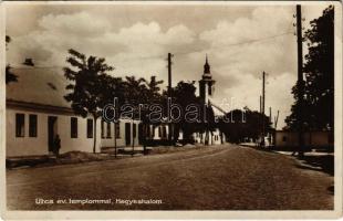 1930 Hegyeshalom, utca evangélikus templommal (EK)