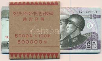 Észak-Korea 2002. 10W (30x) közte sorszámkövetők, nem saját banki kötegelővel T:I-II North Korea 2002. 10 Won (30x) within consecutive serials, in original, not the own wrapper C:UNC-XF Krause P#59