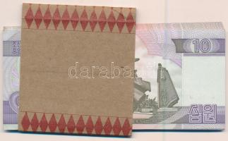 Észak-Korea 2002. 10W (30x) közte sorszámkövetők, nem saját banki kötegelővel T:I-II North Korea 200...