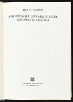 Dávid László: A középkori Udvarhelyszék művészeti emlékei. Bukarest, 1981, Kriterion. A szerző rajza...