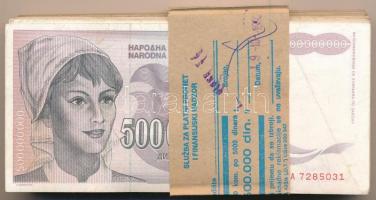 Jugoszlávia 1993. 500.000.000D (100x) eredeti, nem saját banki kötegelővel T:III Yugoslavia 1993. 500.000.000 Dinara (100x) in original, not the own wrapper C:F Krause P# 125