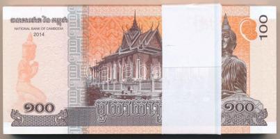 Kambodzsa 2014. 100R (100x) kötegelővel, sorszámkövetők T:I,I- Cambodia 2014. 100 Riels (100x) with ...