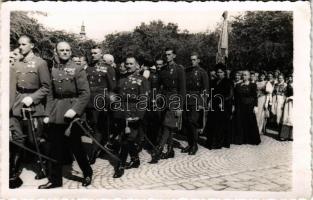1941 Zombor, Sombor; bevonulás. Foto-Ivan / entry of the Hungarian troops. photo