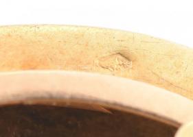 14K arany (Au) bross gyönggyel és zafirral?, jelzett, mesterjegyes 10,3 g