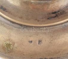 Ezüst (Ag) kupa, vésett, jelzett, kopott, nettó: 450g, m: 24,5 cm