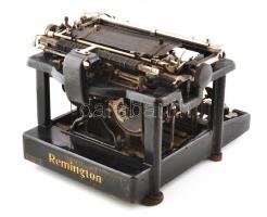cca 1930 Remington írógép magyar billentyűzettel. Működőképes, kopott