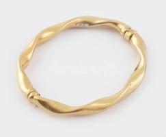 Arany (Au/14K) Design karreif, jelzett, d: 6 cm, nettó: 9,9g / 14 ct gold design arm-reif bracelet. Hallmarked