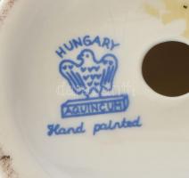 Aquincum Porcelángyár: Galambos lány. Jelzett, hibátlan, Terv: Ősz Szabó Antónia. 1970 körül. m: 24,...