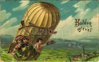 Boldog új évet! Léghajós üdvözlet arany díszítéssel / New Year greeting with airship, golden decoration (EB)