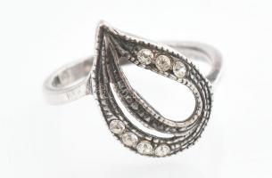 Ezüst (Ag) gyűrű, jelzett 2,85 g, m: 55