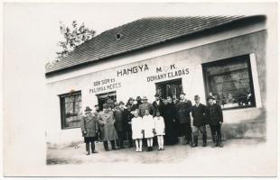 1940 Fehértó (Győr), Hangya szövetkezet üzlete, bor, sör és pálinka mérés, M.k. dohány eladás. photo