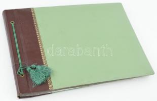 cca 1930-1950 Régi fotók külföldi városokról, épületekről (Prága, Károly híd a Lőportoronnyal, Tyn-t...