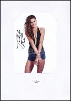 Jakabos Zsuzsanna (1989-) úszó, olimpikon aláírása fotón